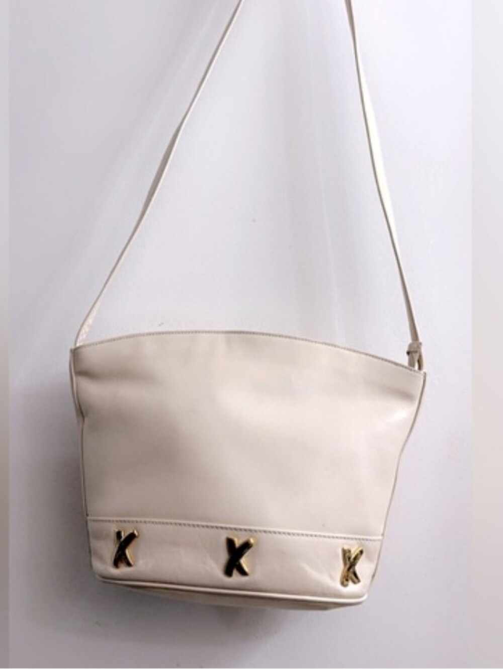 Paloma Picasso Cream Shoulder Bag
